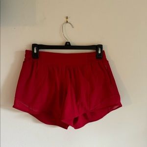 Lululemon Mid Rise Hotty Hot Shorts in Red